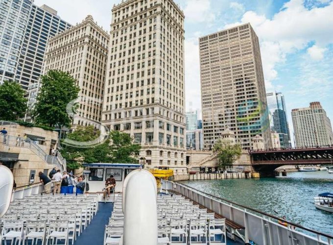 1.5 hour guided architecture cruise in Chicago - Tour in  Chicago