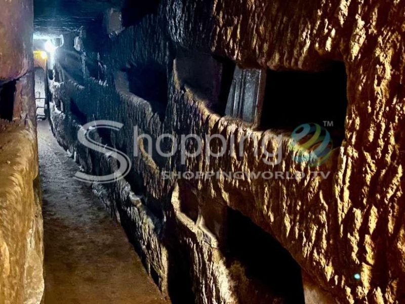 Guided Roman Catacombs Tour With Transfers In Rome - Tour in  Rome