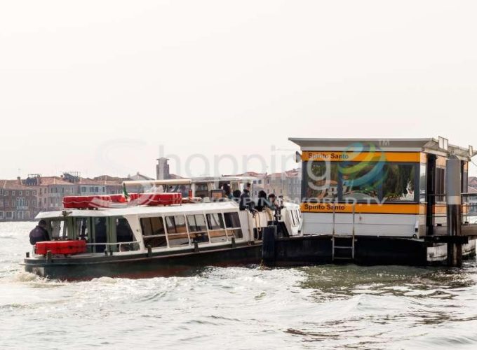 Waterbus And Mainland Bus Pass In Venice - Tour in  Venice